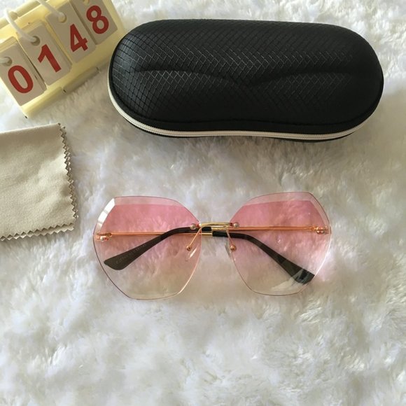 Accessories - Metal Circle Frame Sunglasses.Pink Lens Sunglasses